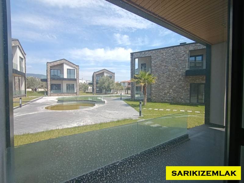 Edremit Güre Mah`da3+1  Villa. - 14